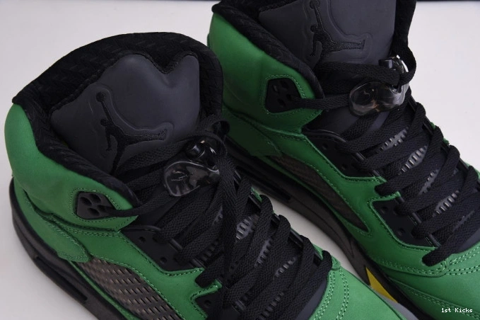 1st Kicks CK6631- Jordan SE 5 1085 Oregon Ducks StreetReady Air 1105